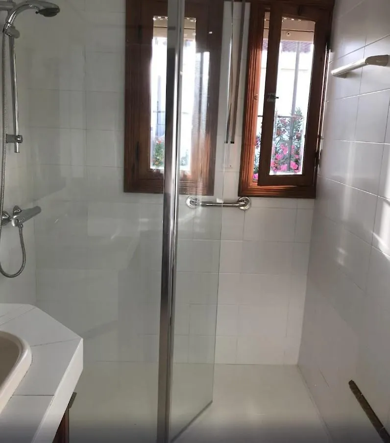 Chalet Espectacular E Independiente, Primera Linea De Playa En Huelva El Portil
